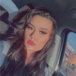 Meet your Posher, Jinamarie